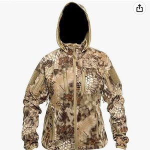 Women’s Kryptek Dalibor jacket - size Medium. NWT